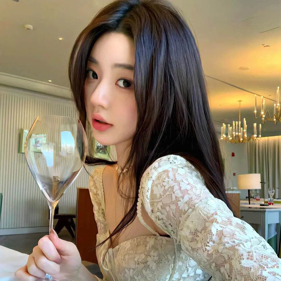 微笑的山谷海报